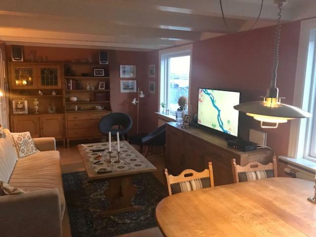 Det lille gule hus Villa Trongisvágur Eksteriør billede